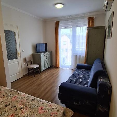 Gabi Apartman Hajdúszoboszló Eksteriør billede