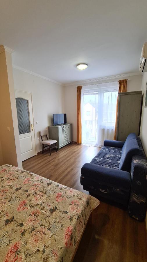 Gabi Apartman Hajdúszoboszló Eksteriør billede